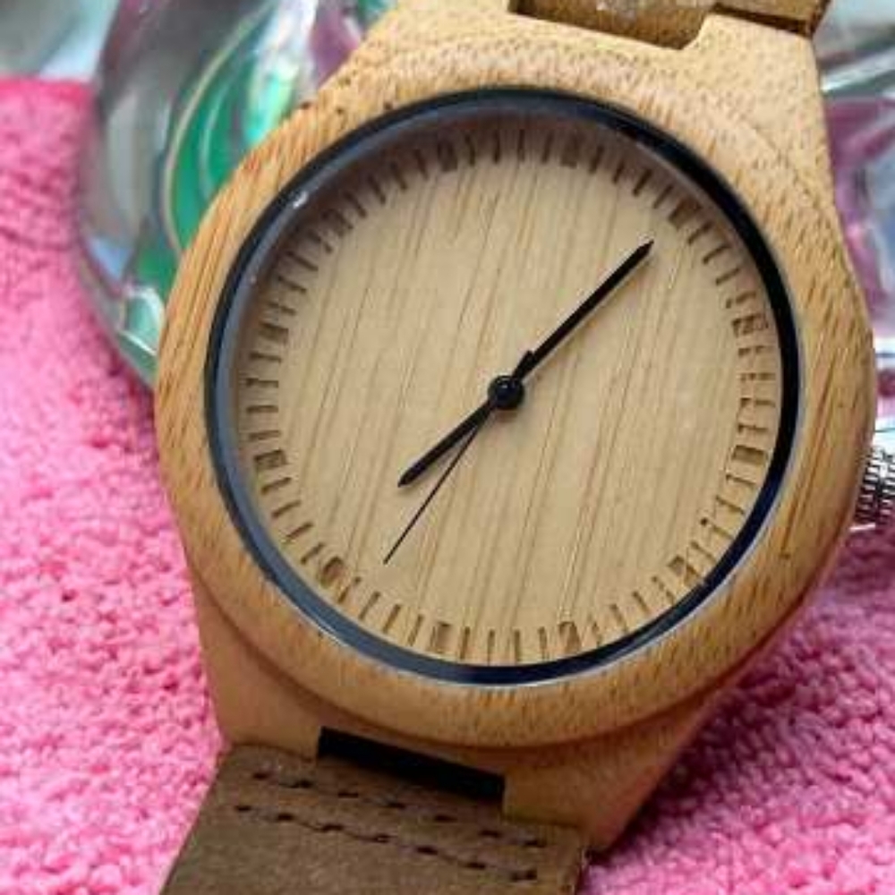 Watch - Picture 3 of 5